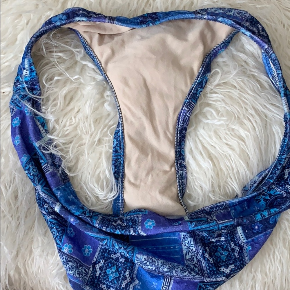 String Bikini Set - Picture 6 of 6